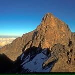 Mount Kenya (5 199 m / 17 057 ft)