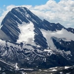 Mount Sir Douglas (3 411 m / 11 191 ft)