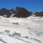 Approach from Plateau Hut to the Linda Shelf