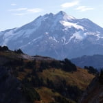 Glacier Peak (3 207 m / 10 522 ft)