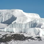 Mount Kilimanjaro (5 895 m / 19 341 ft)