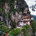 Paro Taktsang, Tiger's Nest Monastery, It is one of the most sacred religious sites in the country. It's the most important place to visit in Bhutan.