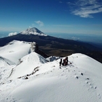 Iztaccíhuatl (5 220 m / 17 126 ft)