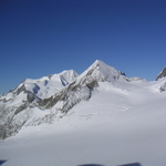 Finsteraarhorn (4 274 m / 14 022 ft)