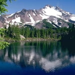 Mount Jefferson (3 200 m / 10 499 ft)