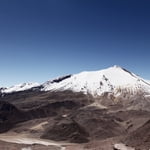 Cerro Acotango (6 052 m / 19 856 ft)