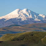 Mount Elbrus (5 642 m / 18 511 ft)