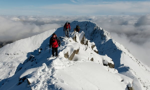 Climber Rescued After Breaking Leg in Avalanche on Mount Snowdon