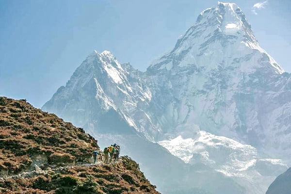 Route to Mt Ama Dablam Summit Opens