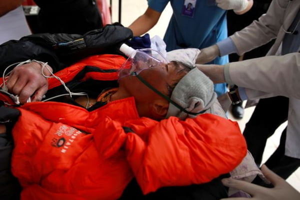Malaysian Climber, Who Was Rescued Alive from Mt Annapurna, Dies in Singapore