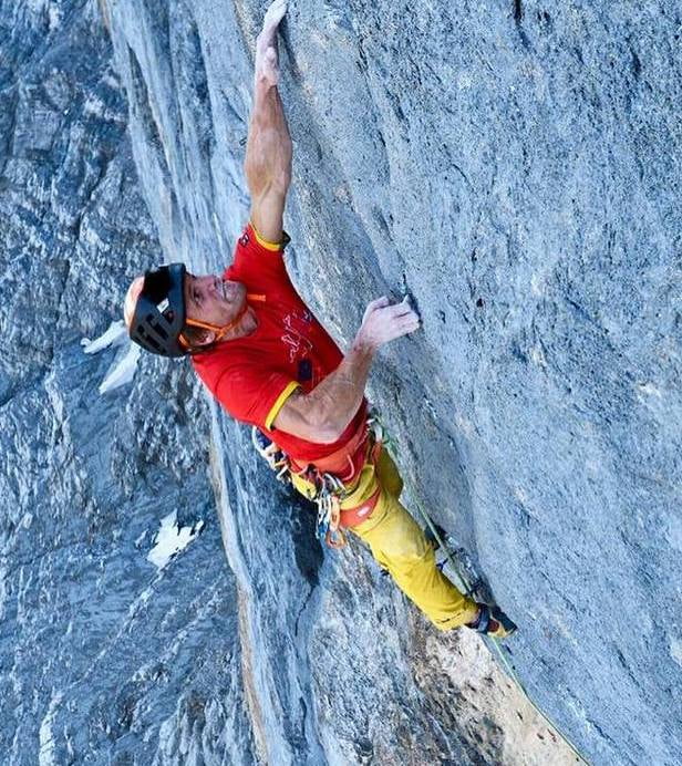 Eiger: Roger Schaeli Completes New Route to Famous North Face
