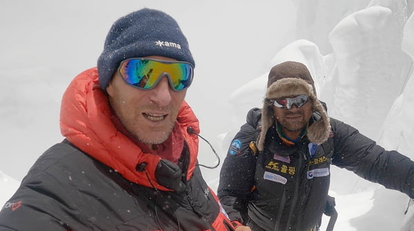 Tragedy on Broad Peak. A Story of Rescue and Fall of Kim Hong-bin first-person