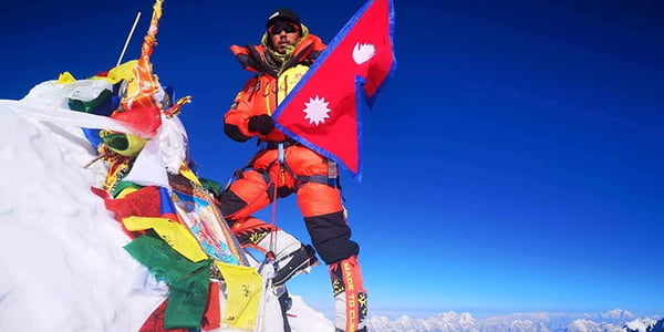 Mingma Dorchi Sherpa Sets World Record For Fastest Consecutive Summits of Everest, Lhotse