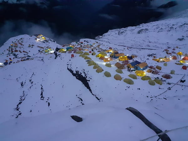 First Israeli woman, French survivor of Nanga Parbat among 100 climbers who scale Mt Manaslu
