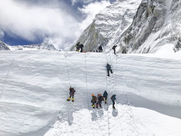 Insider Report: Everest BC to Camp 2 in Great Shape