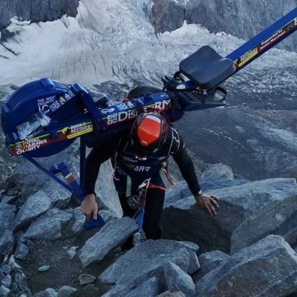 Mont Blanc: Outcry as ex-marine dumps rowing machine near peak