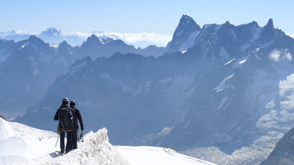  France to impose daily cap of 214 climbers on Mont Blanc