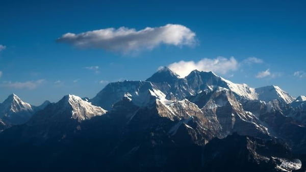 Winter ends on Everest without an ascent