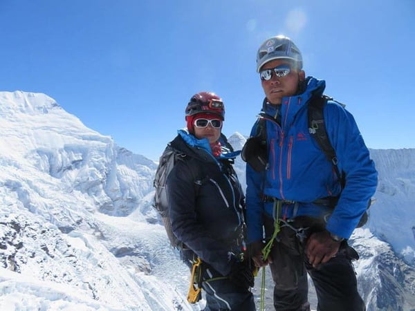 Season’s first summit on Mt Makalu: Chinese female climber scales the peak without oxygen