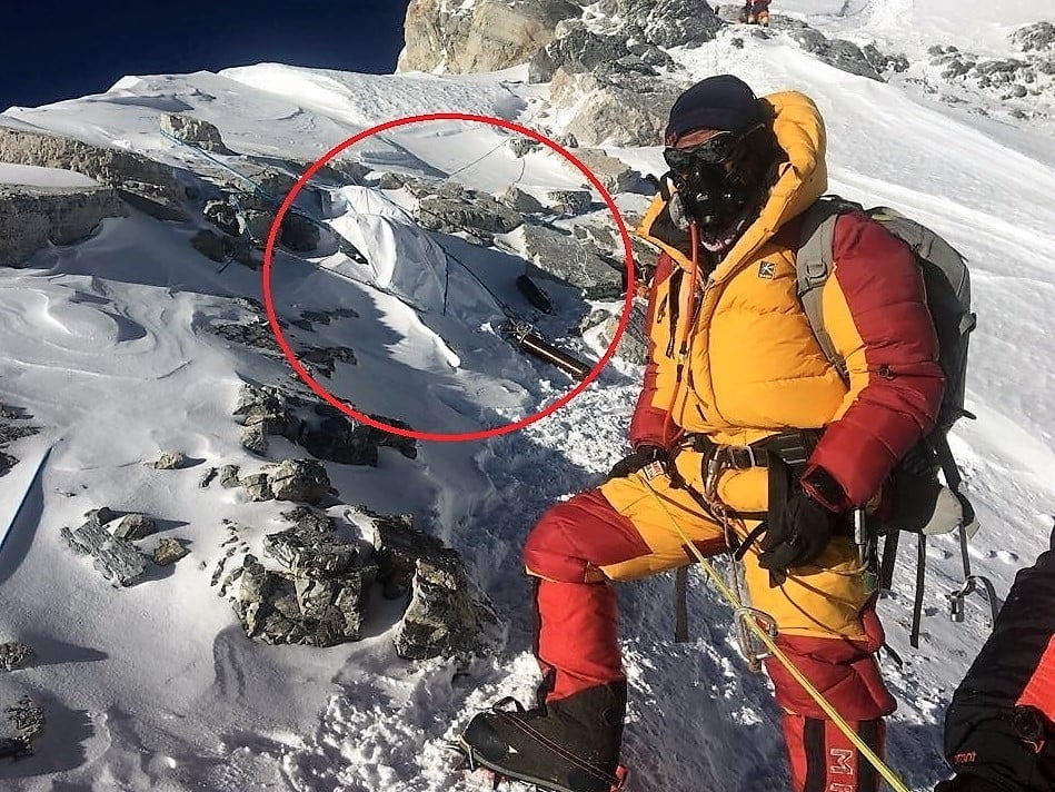 How To Remove Dead Bodies From Mount Everest Mountain