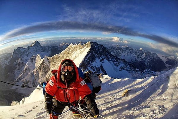 ​5 Youngest and 5 Oldest Alpinists of the World