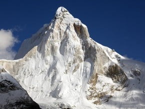 Image of Thalay Sagar (6 904 m / 22 651 ft)
