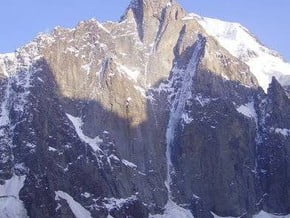 Image of Diretissima of the North Face Pillar, Peak Aksu (5 217 m / 17 116 ft)
