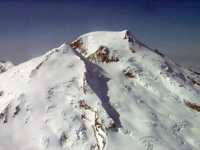 Image of Mount Baker (3 286 m / 10 781 ft)