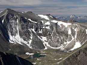 Image of Narodnaya (1 895 m / 6 217 ft)