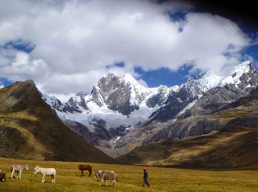Trekking Huayhuash  Peru - Peruvian Mountains 