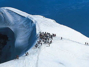 Image of Normal Route, Villarrica Volcano (2 860 m / 9 383 ft)