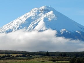 Image of Cotopaxi (5 897 m / 19 347 ft)