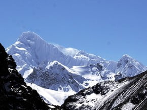 Image of Shimshl Pass, Shimshal Whitehorn (6 400 m / 20 997 ft)