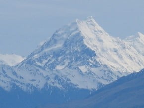Image of Mount Cook (3 754 m / 12 316 ft)