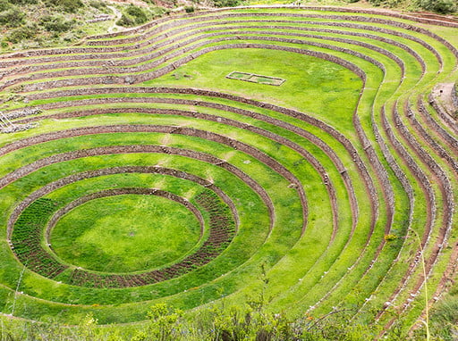 HIKING THROUGH THE SACRED VALLEY AND MACHU PICCHU 