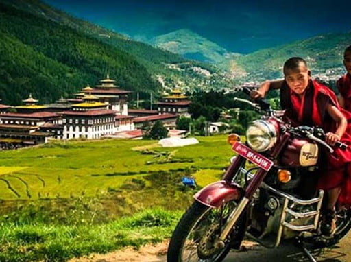 A Motorcycle Riding in World's Highest motorable  Roads-Dragon Ride