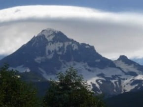 Image of Mount Olympus (2 918 m / 9 573 ft)