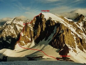 Image of Gora Latsga (4 019 m / 13 186 ft)
