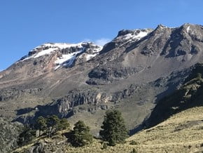 Image of Iztaccihuatl Glaciar de Ayoloco, Iztaccihuatl (5 230 m / 17 159 ft)