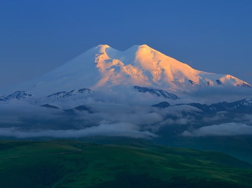 10 Days Elbrus Ascending from the North